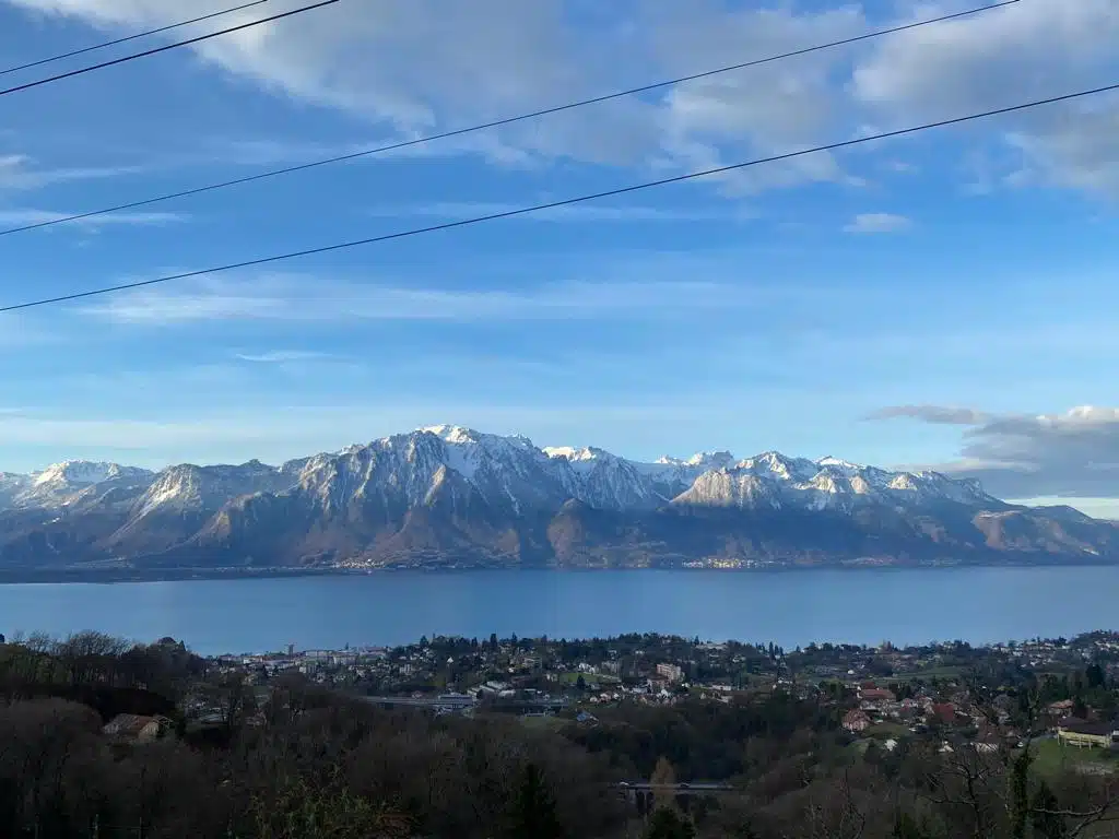 Comment une expérience en internat suisse prépare votre enfant à un avenir global
